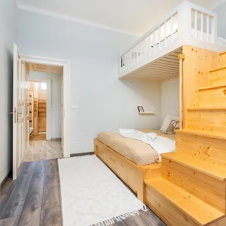 Friendly Apartment Near Wenceslas Square Prague Exterior photo